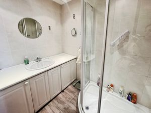 Photo 8- click for photo gallery